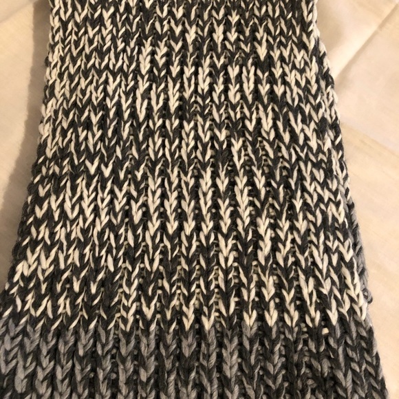 NWT Lane Bryant Scarf - Picture 3 of 5